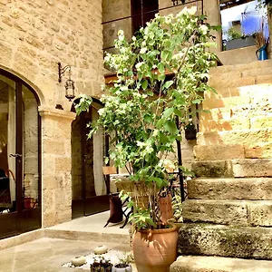Frühstückspension Un Patio En Luberon, Ansouis